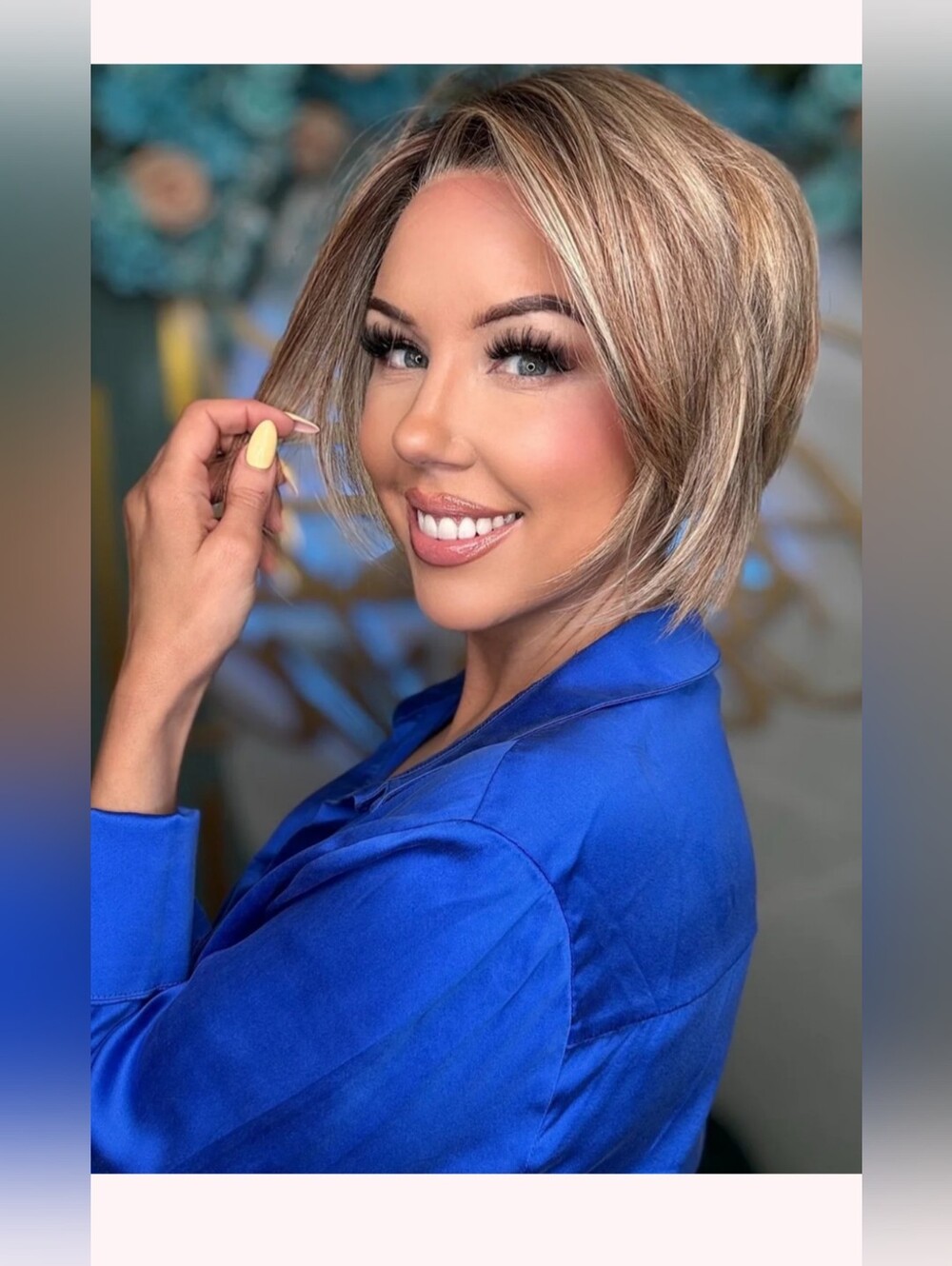 Chelsey Smith Crowns Sinclair Rosy Blonde Roast Short Wig.